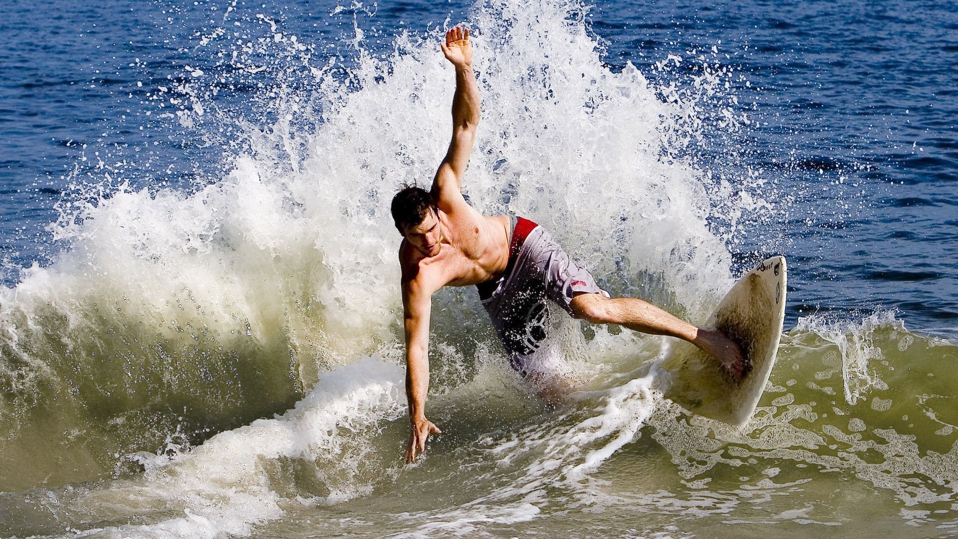 瑞恩取胜南特，成功摆脱降级危机，瑞恩·j